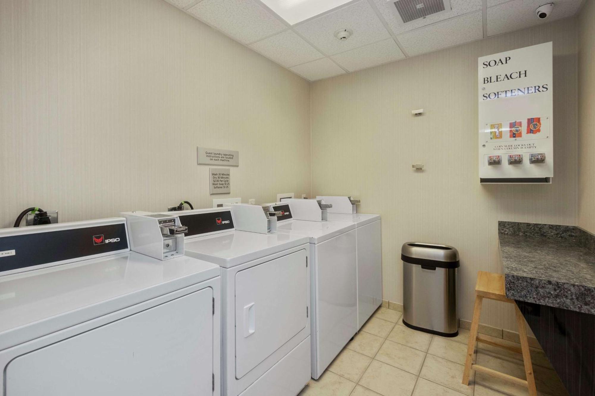 Forest City Hampton Inn & Suites Orlando-Apopka מראה חיצוני תמונה