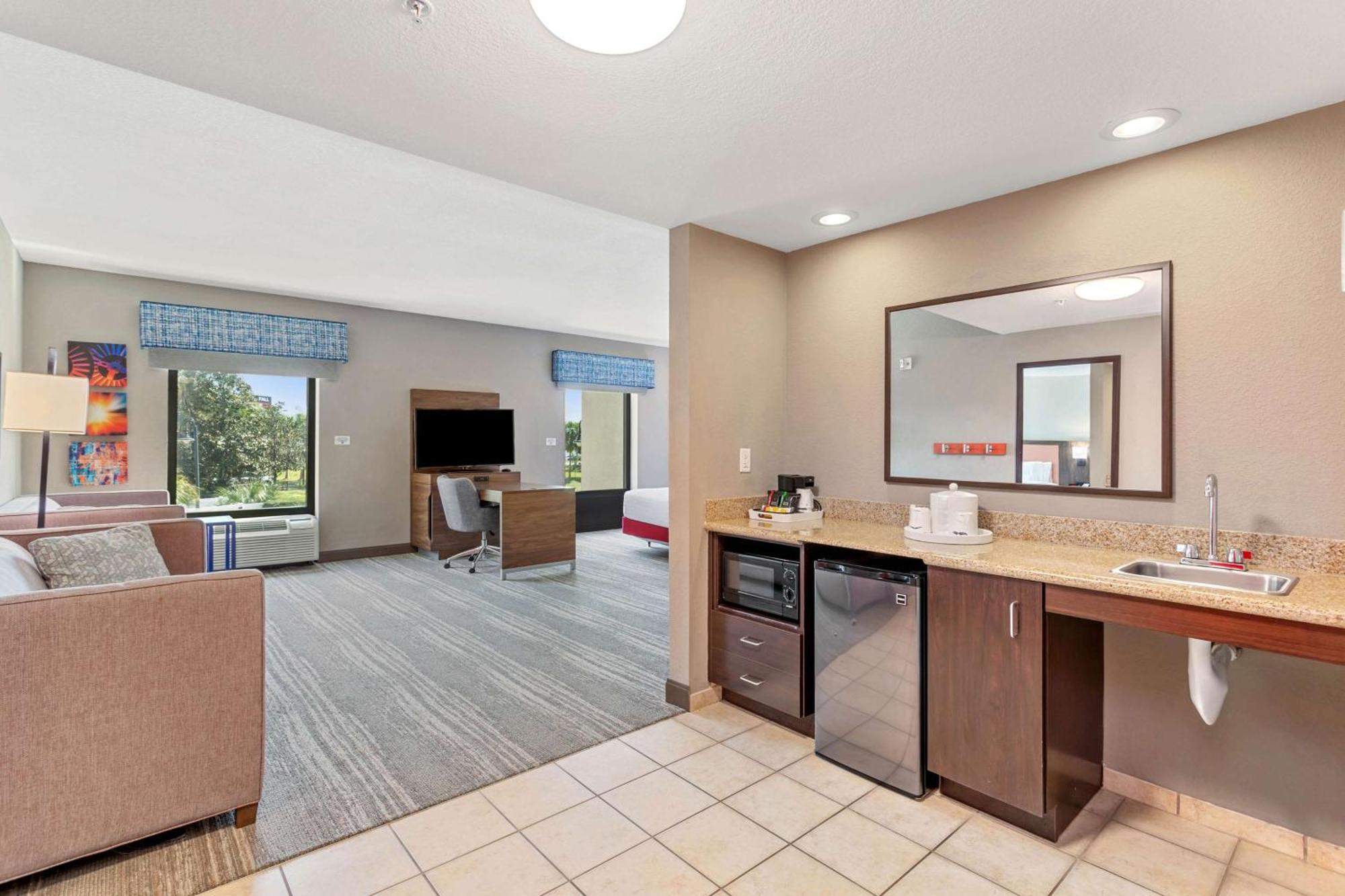 Forest City Hampton Inn & Suites Orlando-Apopka מראה חיצוני תמונה