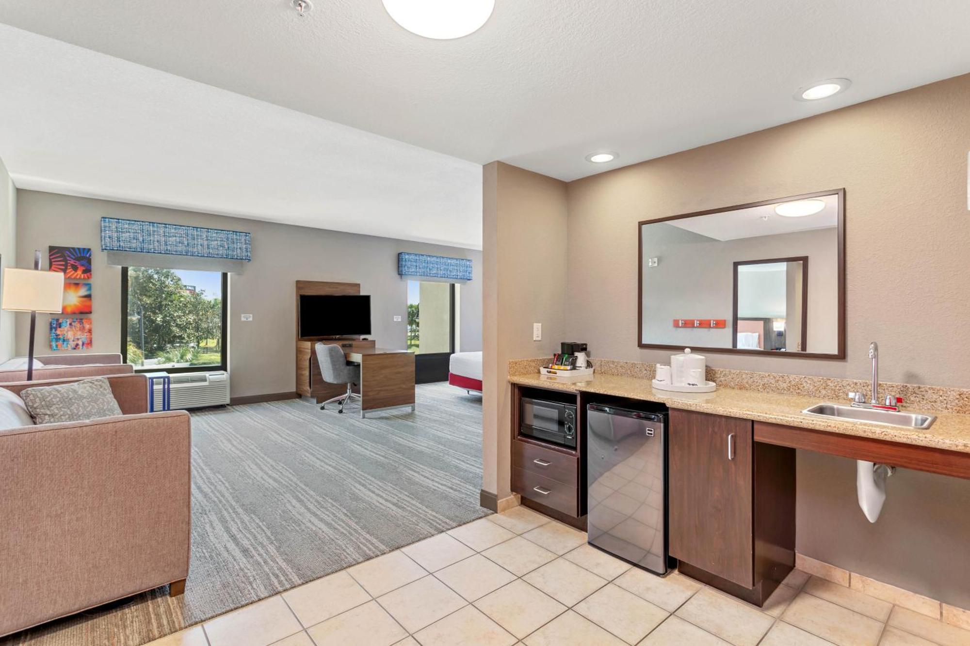 Forest City Hampton Inn & Suites Orlando-Apopka מראה חיצוני תמונה